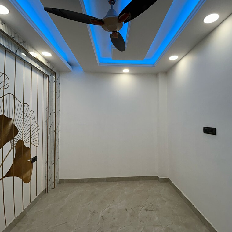 Room, govindpuri 3 Bedroom 910 Sq.Ft. Builder Floor In Govindpuri Delhi 9376149