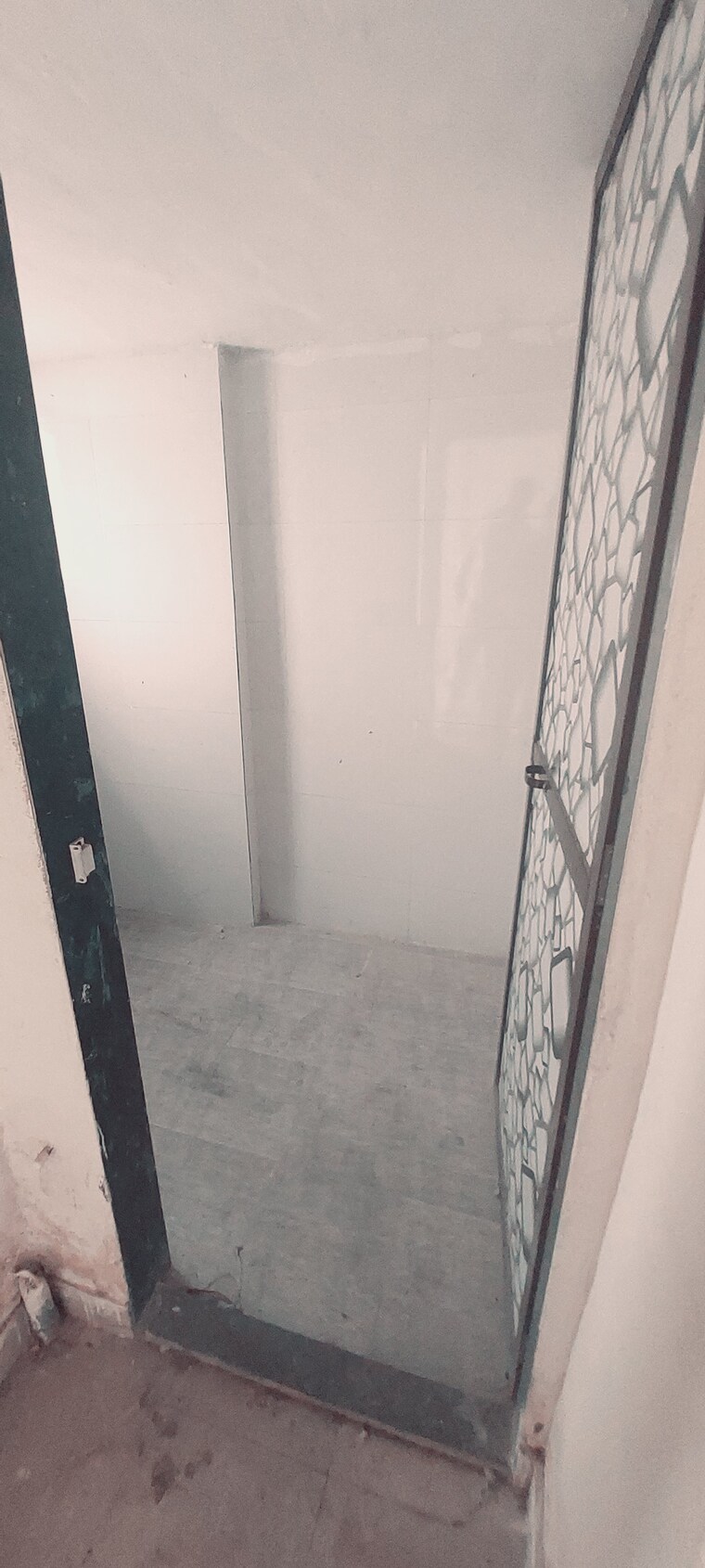 Bathroom, vitawa 1 Bedroom 575 Sq.Ft. Apartment In Vitawa Thane 9376185