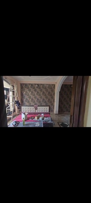 Bedroom in 2 BHK Builder Floor at Indrapuram – for Rent