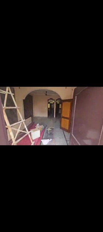 Furnished Amenities in 2 BHK Builder Floor at Indrapuram – for Rent