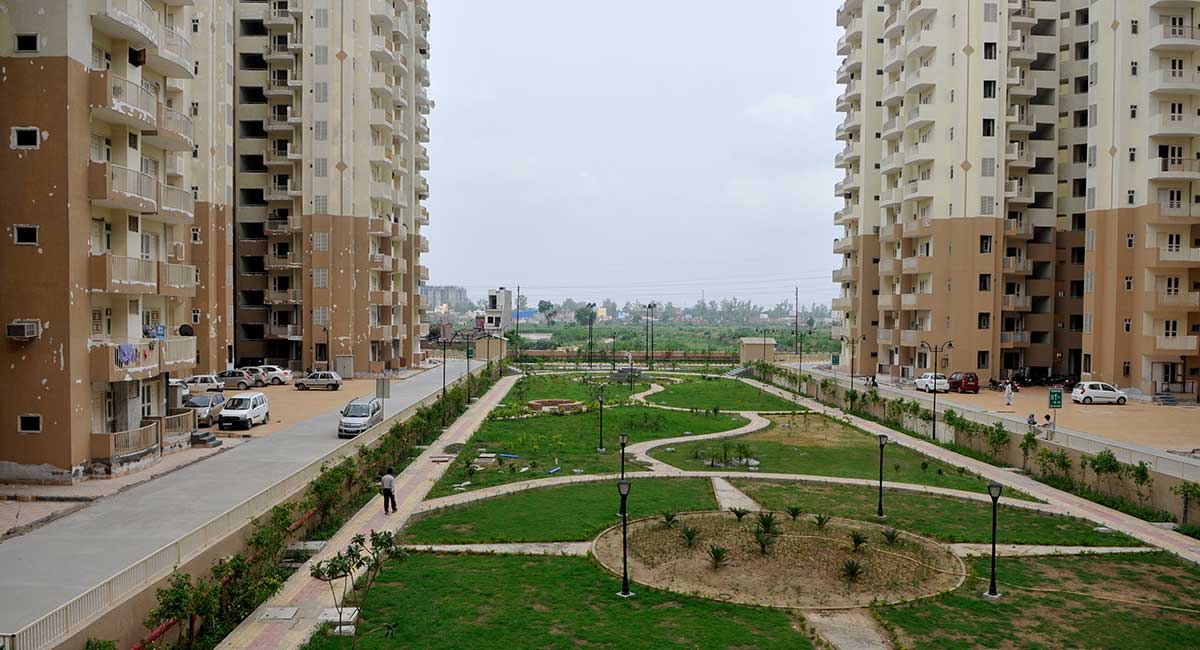 3 BHK Apartment For Sale in Gulmohur Garden