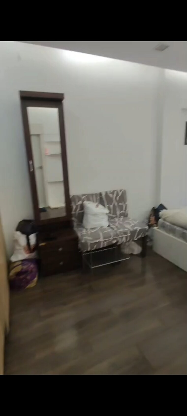 Living Room, vile parle east 2 Bedroom 750 Sq.Ft. Apartment In Vile Parle East Mumbai 9376206