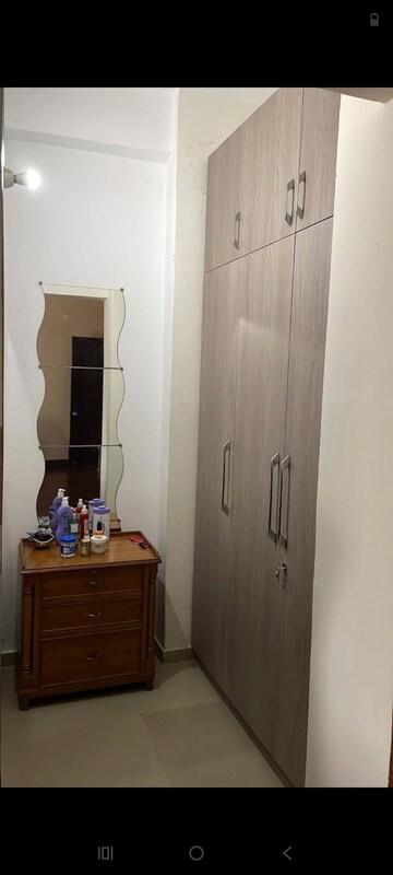 Furnished Amenities in 4 BHK Apartment at Antriksh Golf View, Sector 78 – for Rent