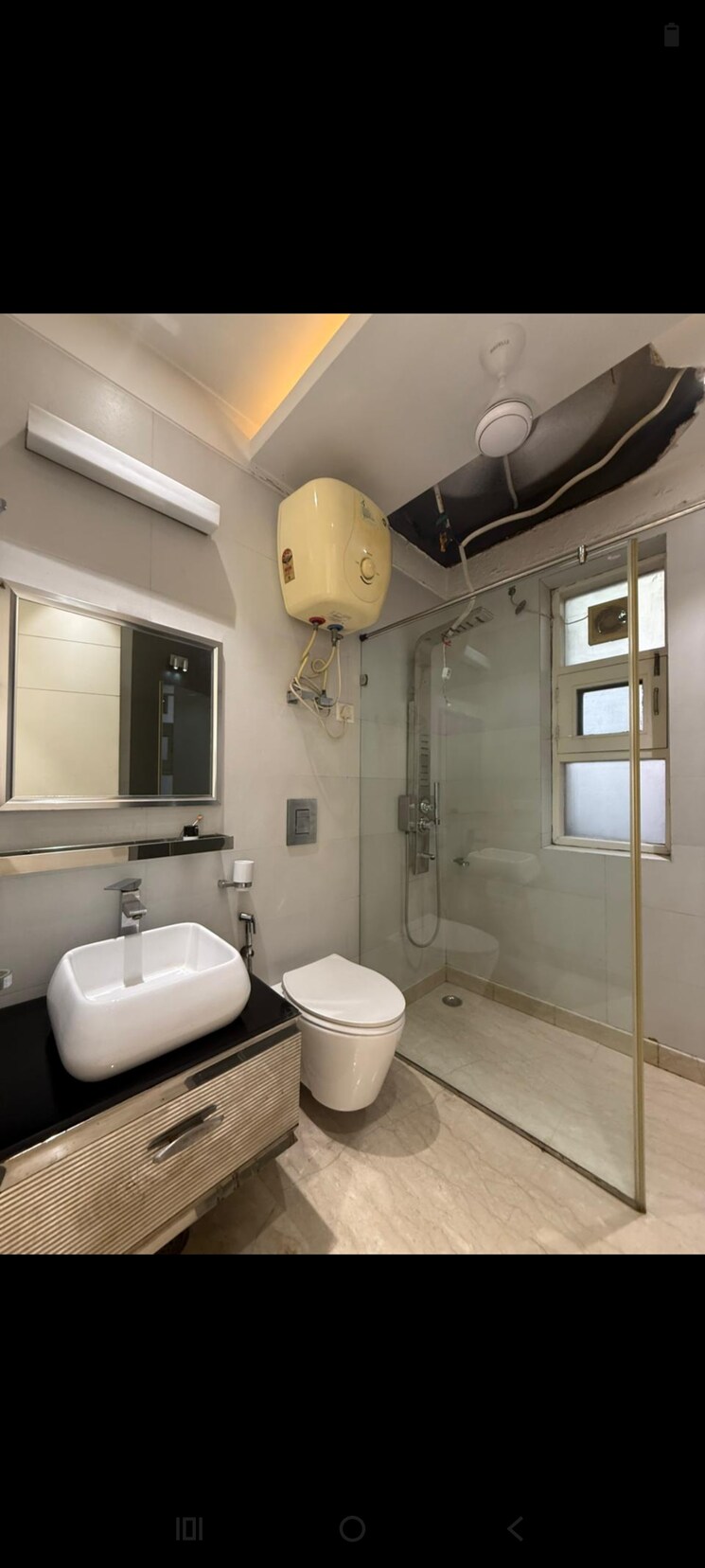Bathroom, antriksh-golf-view 4 Bedroom 2825 Sq.Ft. Apartment In Sector 78 Noida 9376224