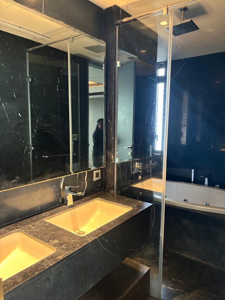 Kitchen, lodha-trump-tower 5 Bedroom 2900 Sq.Ft. Apartment In Worli Mumbai 9376201