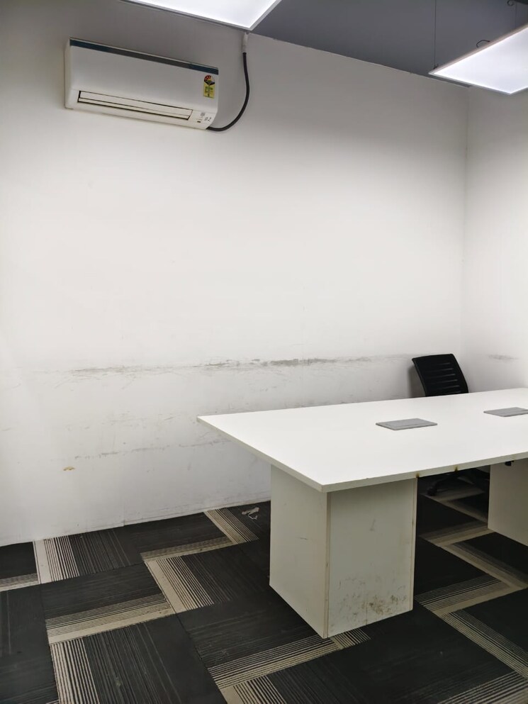 Team Area, sector 63 Commercial Office Space 1500 Sq.Ft. In Sector 63 Noida 9376200