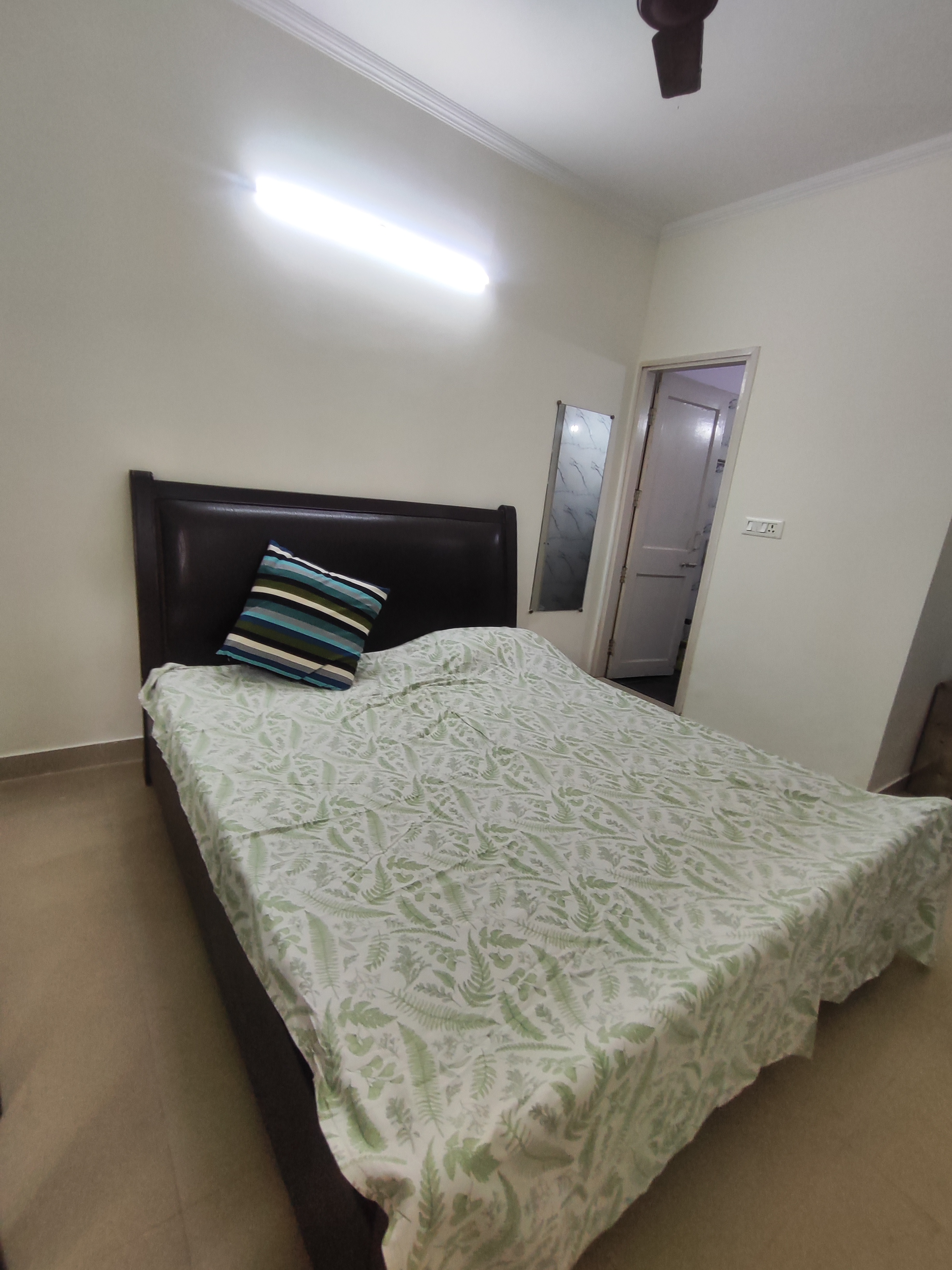 Studio+ Servant Room Apartment For Rent in Sector 29