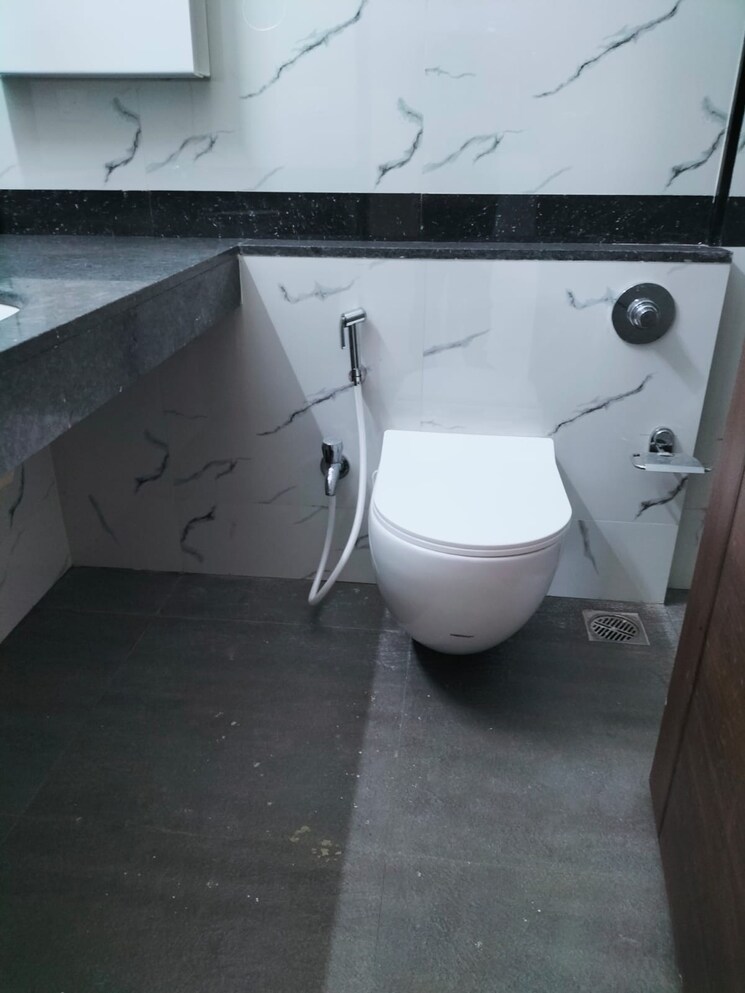 Bathroom, k-raheja-raheja-residency 1 Bedroom 690 Sq.Ft. Apartment In Malad East Mumbai 9376256