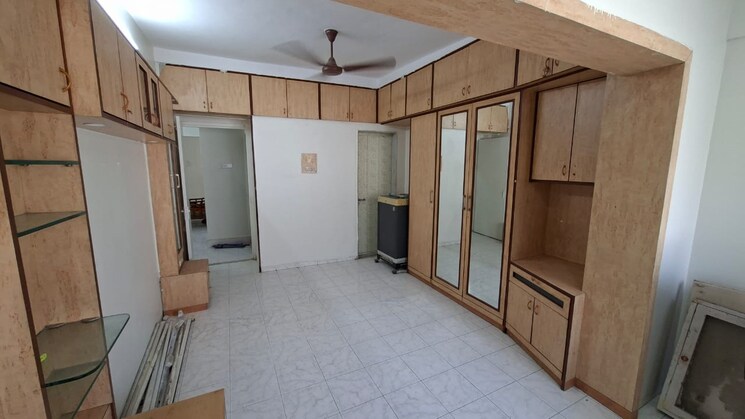 Room, popular-heights 2 Bedroom 1000 Sq.Ft. Apartment In Koregaon Park Pune 9376250