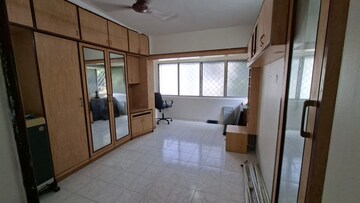 Room in 2 BHK Apartment at Popular Heights, Koregaon Park – for Rent