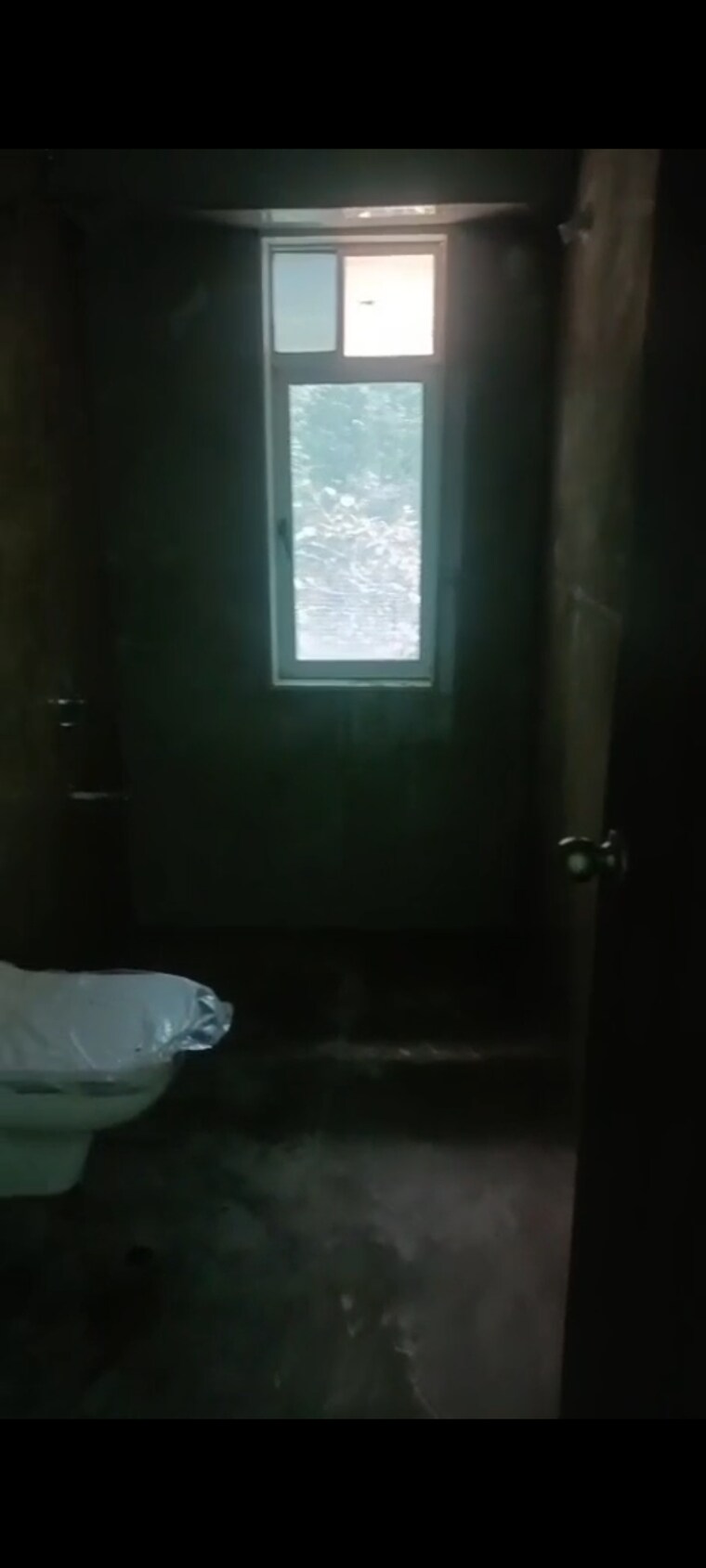 Bathroom, forefront-primeria 3 Bedroom 1200 Sq.Ft. Apartment In Vile Parle East Mumbai 9376247