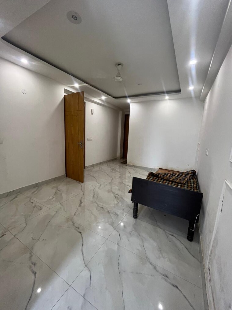 Room, saket 3 Bedroom 1500 Sq.Ft. Builder Floor In Saket Delhi 9376263