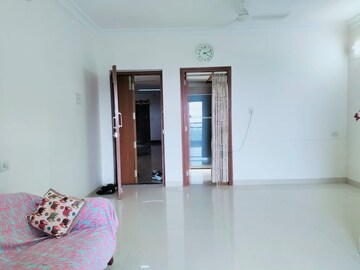 Room in 3 BHK Apartment at K Raheja Heights, Malad East – for Sale