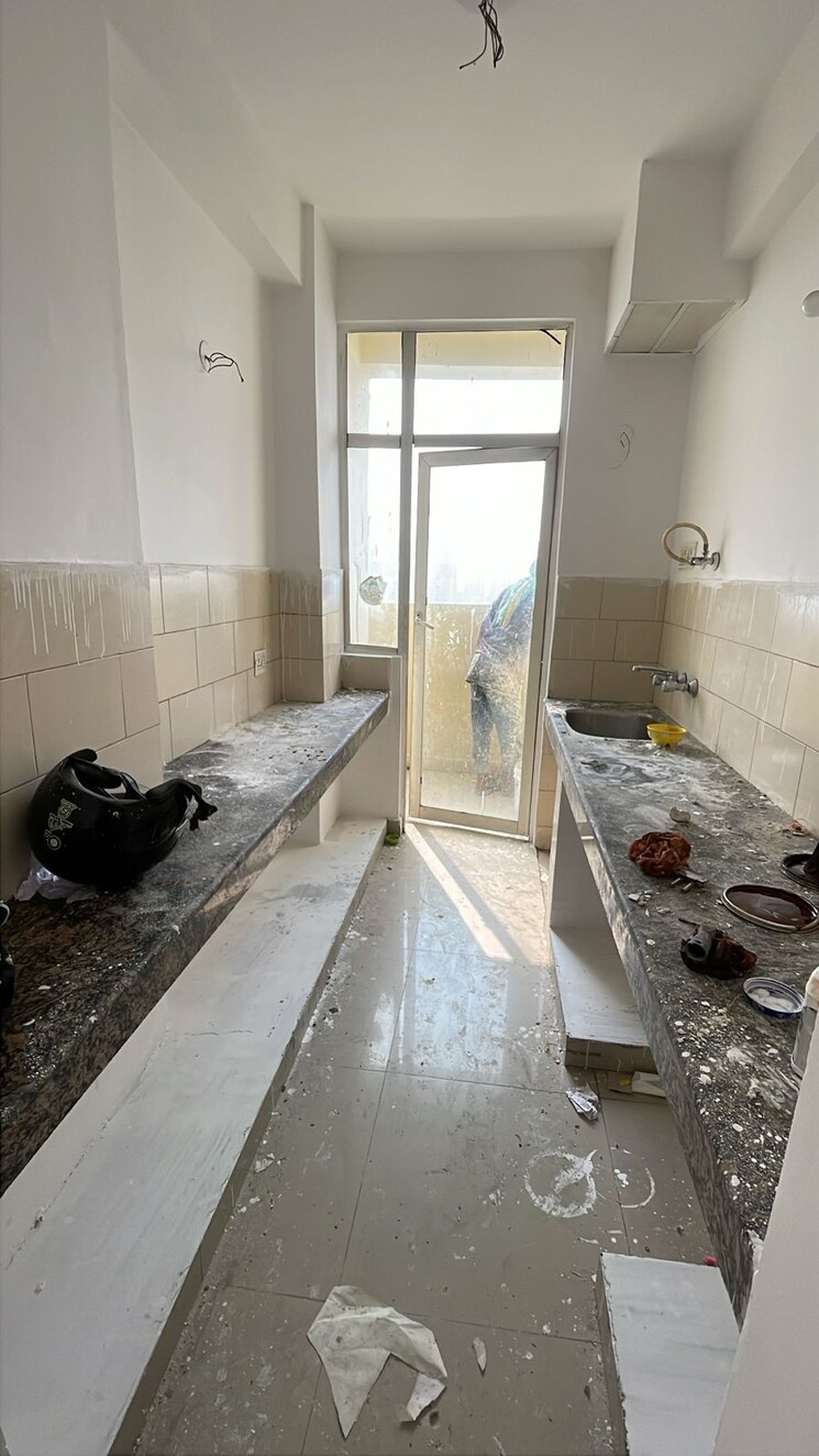 Kitchen, mahagun-mahagunpuram 2 Bedroom 1179 Sq.Ft. Apartment In Shastri Nagar Ghaziabad 9376239