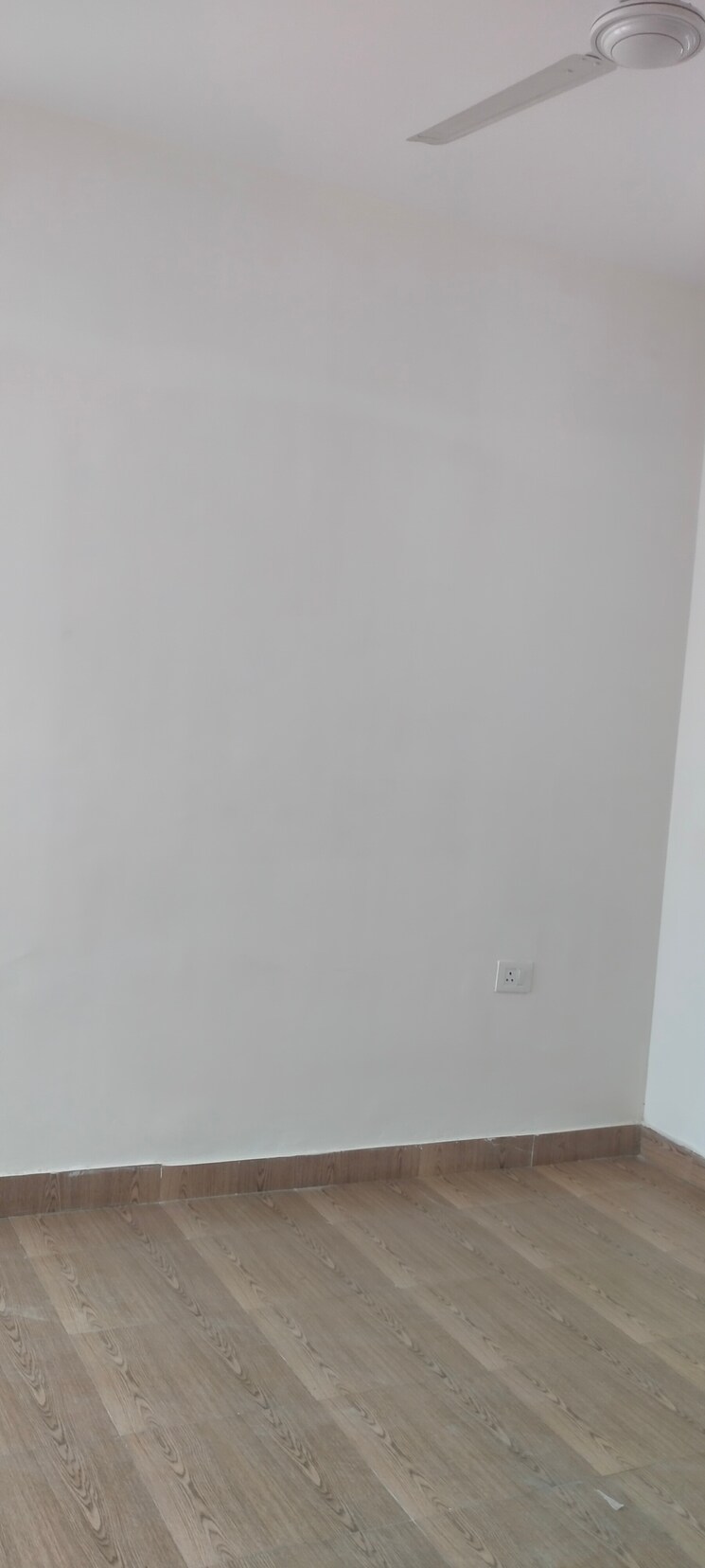 Room, tulip-lemon 2 Bedroom 515 Sq.Ft. Apartment In Sector 69 Gurgaon 9376344