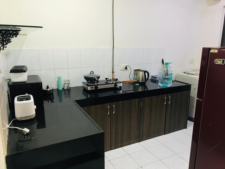 Kitchen, landmark-garden 1 Bedroom 1000 Sq.Ft. Apartment In Kalyani Nagar Pune 9376354