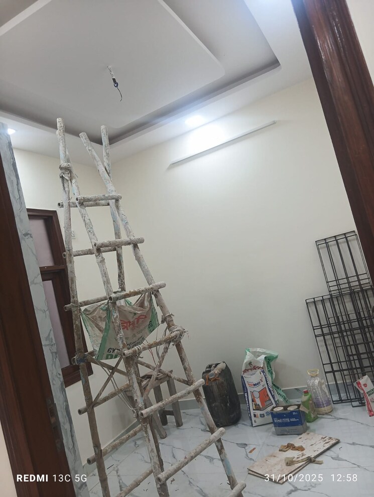 undefined, rohini sector 25 2 Bedroom 350 Sq.Ft. Builder Floor In Rohini Sector 25 Delhi 9376358