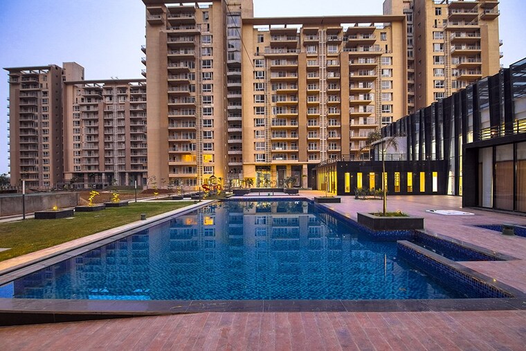 Swimming Pool, indiabulls-enigma 4 Bedroom 3400 Sq.Ft. Apartment In Sector 110 Gurgaon 9376348