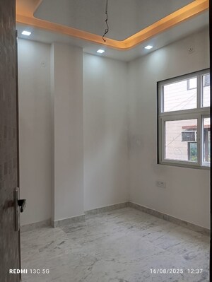 2 BHK Builder Floor For Sale in Rohini Sector 25