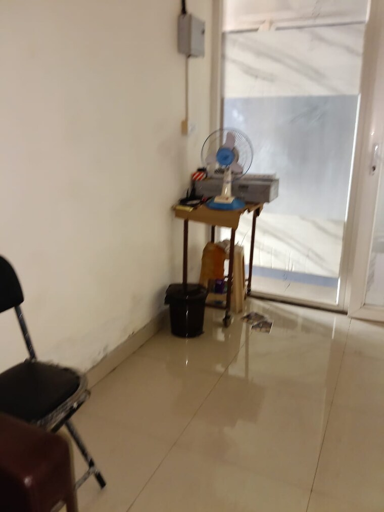 Team Area, gaur-city-center Commercial Office Space 202 Sq.Ft. In Sector 4 Greater Noida Greater Noida 9376402