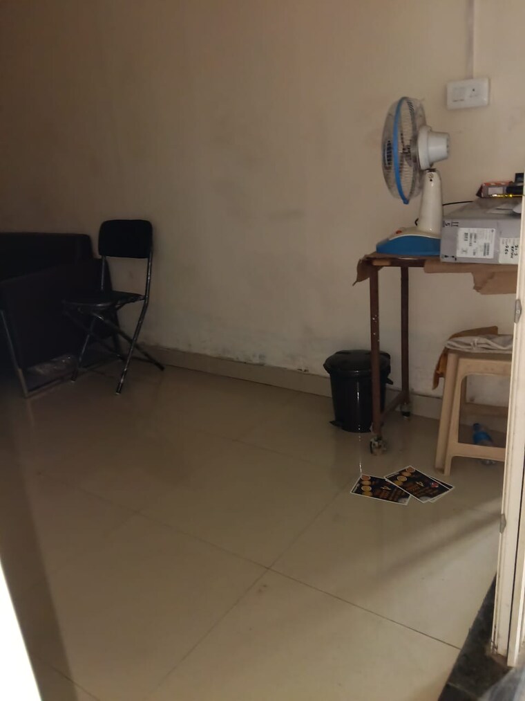 Team Area, gaur-city-center Commercial Office Space 202 Sq.Ft. In Sector 4 Greater Noida Greater Noida 9376402