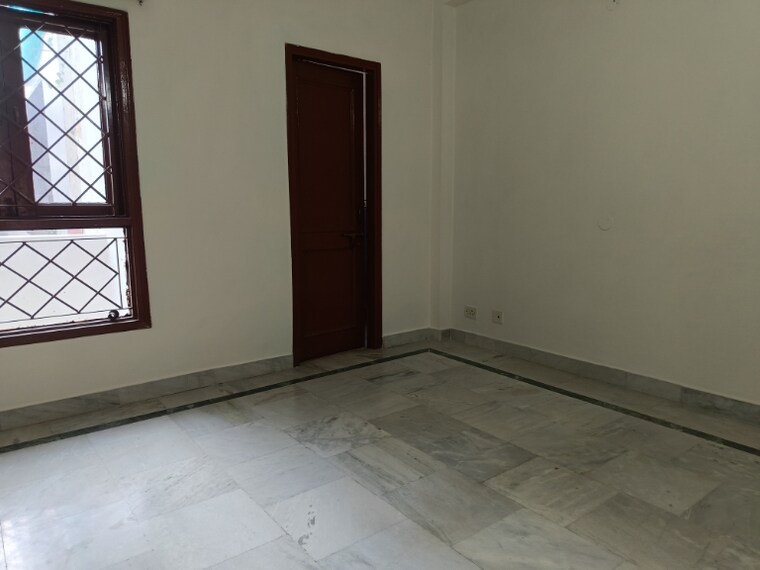 Room, ss-southend-floors 3 Bedroom 1500 Sq.Ft. Builder Floor In South City 2 Gurgaon 9376544