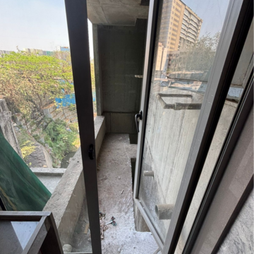 Balcony in 1 BHK Apartment at Chembur – for Sale