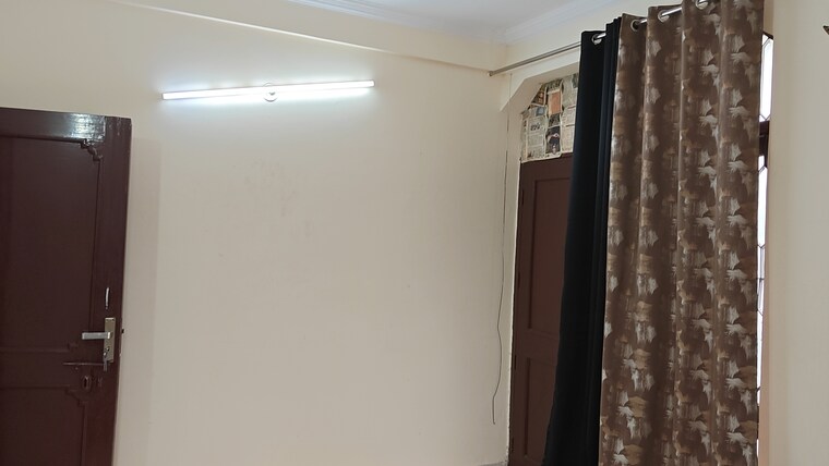 undefined, gujranwala town 3 Bedroom 1350 Sq.Ft. Builder Floor In Gujranwala Town Delhi 9376432