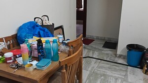 Master Bedroom in 3 BHK Builder Floor at Gujranwala Town – for Rent