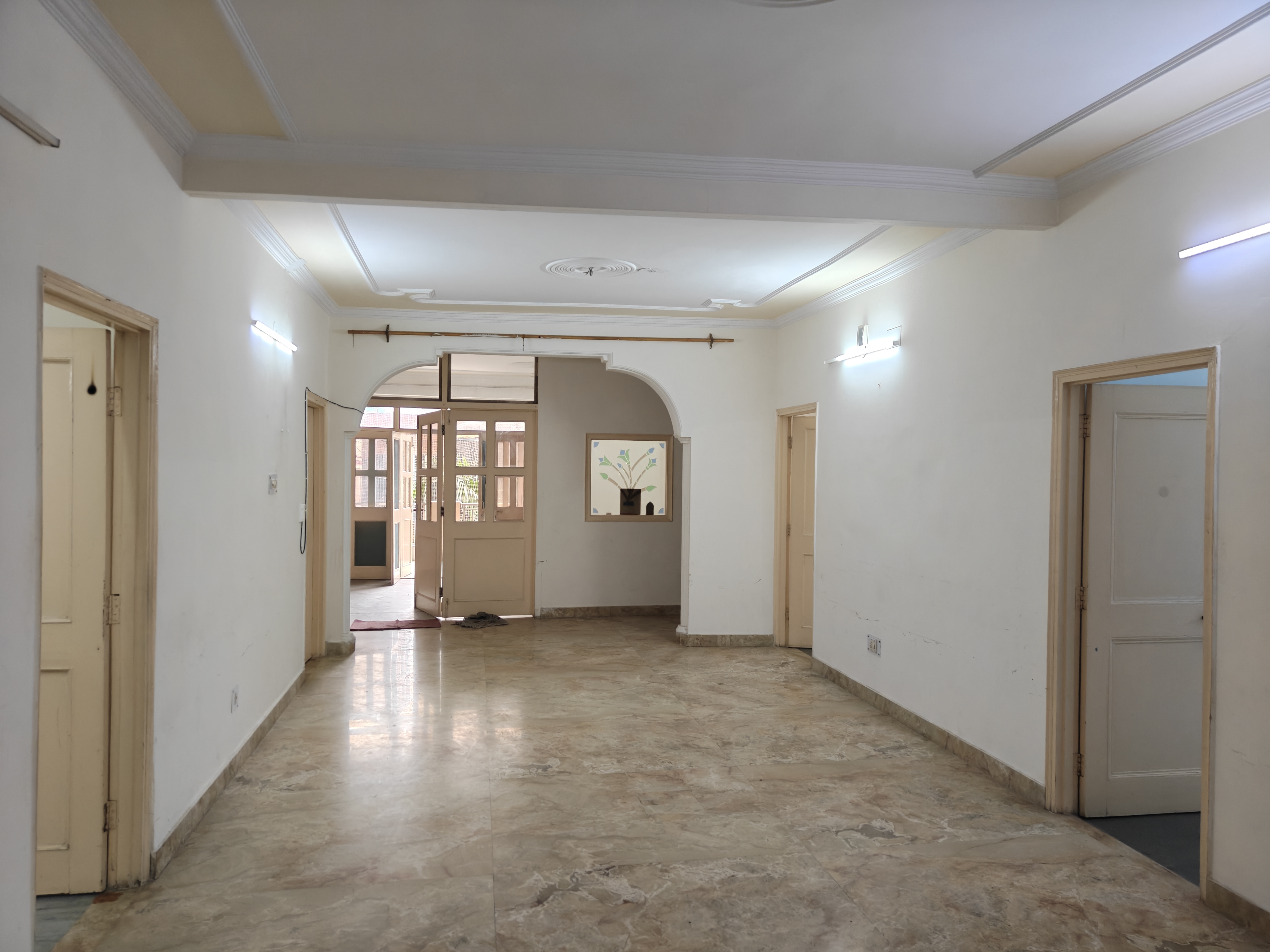 3 BHK Builder Floor For Rent in Rwa Mahendru Enclave