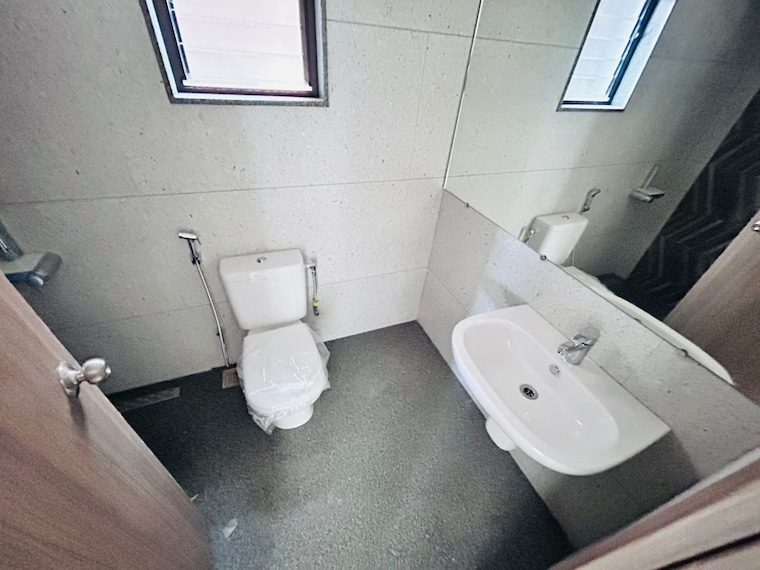 Bathroom, kumar-prospera-hadapsar 3 Bedroom 1230 Sq.Ft. Apartment In Hadapsar Pune 9376418