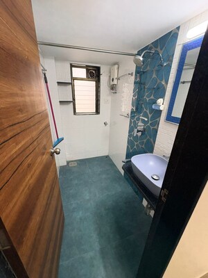 Room in 1 BHK Apartment at Mishal Leela Mandir CHS, Chembur – for Rent