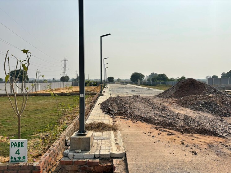 undefined, sector 6  133 Sq.Yd. Plot In Sector 6 Faridabad 9376442