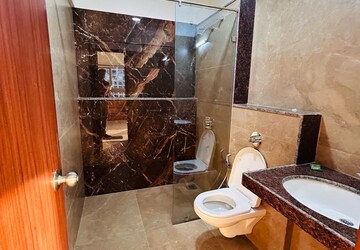 Furnished Amenities in 2 BHK Apartment at Amanora Ascent Towers, Hadapsar – for Rent