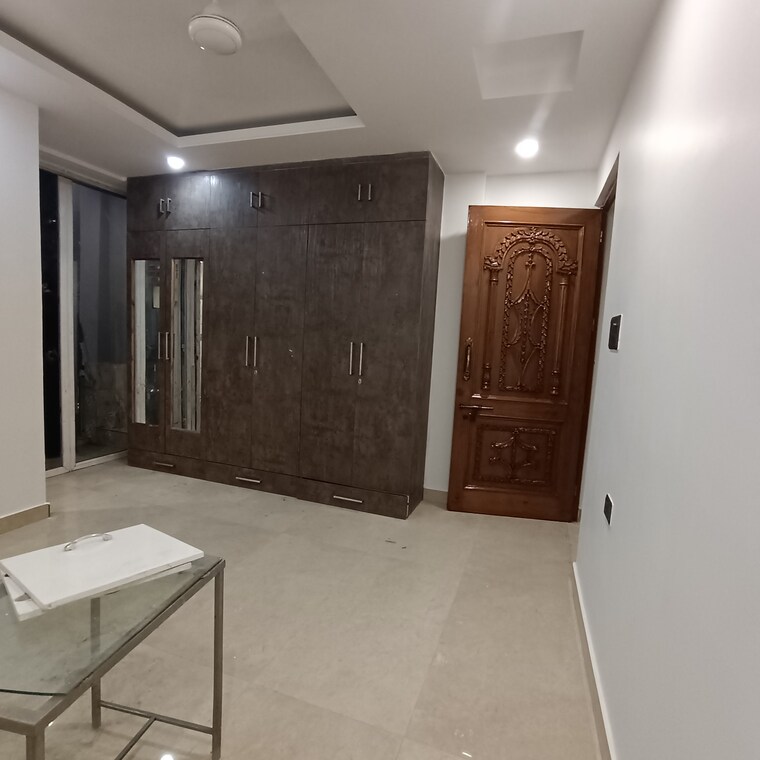 Room, kalkaji 2 Bedroom 900 Sq.Ft. Builder Floor In Kalkaji Delhi 9376466