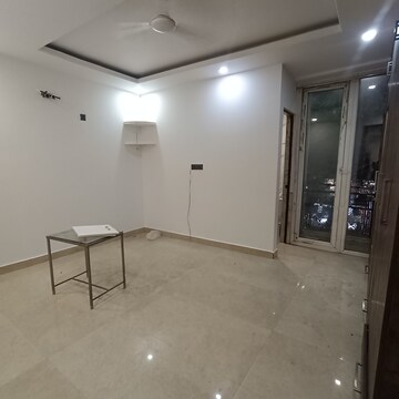 Room in 2 BHK Builder Floor at Kalkaji – for Rent