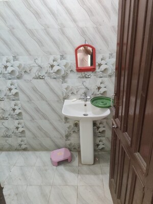 Bathroom in 2 BHK Builder Floor at Sector 8 – for Rent