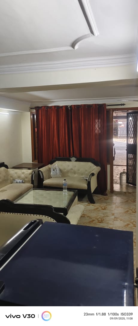 2 BHK Builder Floor For Rent in Saket