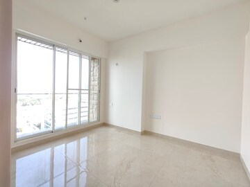 Room in 3.5 BHK Apartment at Sagitarius Bluegrass Residences, Kalyani Nagar – for Sale