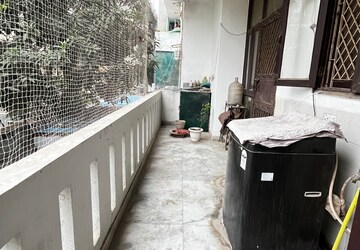 Kitchen in 2 BHK Builder Floor at Paras PLD Homes, Sector 42 – for Rent