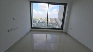 Room in 2 BHK Apartment at Sunteck Avenue 2, Goregaon West – for Rent