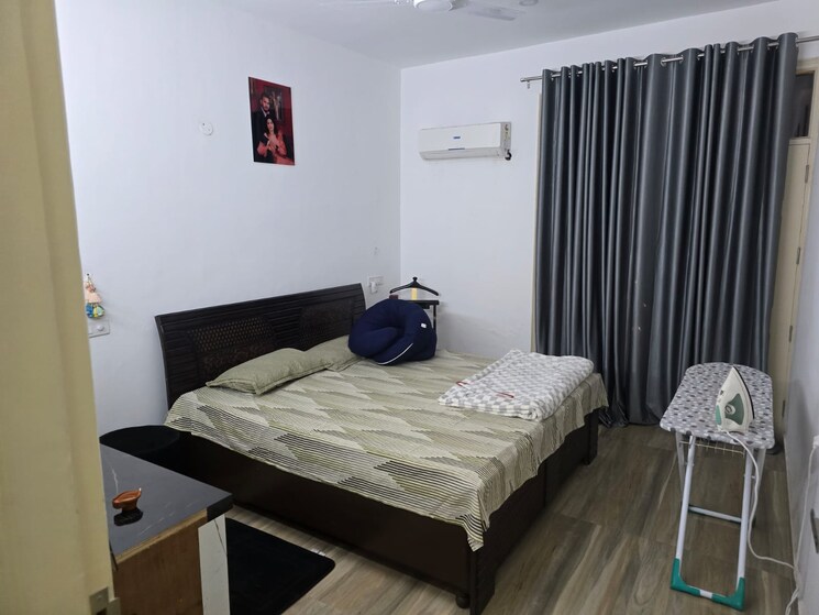 Bedroom, kharar landran road 3.5 Bedroom 2043 Sq.Ft. Apartment In Kharar Landran Road Mohali 9376519