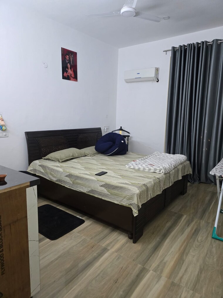 Bedroom, kharar landran road 3.5 Bedroom 2043 Sq.Ft. Apartment In Kharar Landran Road Mohali 9376519