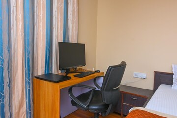 Living Room in Studio Apartment at Vaishali Nagar – for Rent