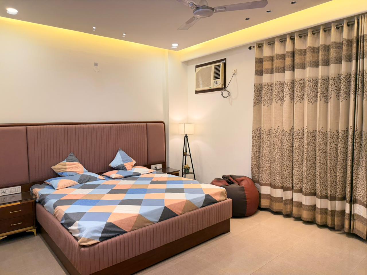 3.5 BHK + Pooja Room Apartment For Sale in Pir Machalla