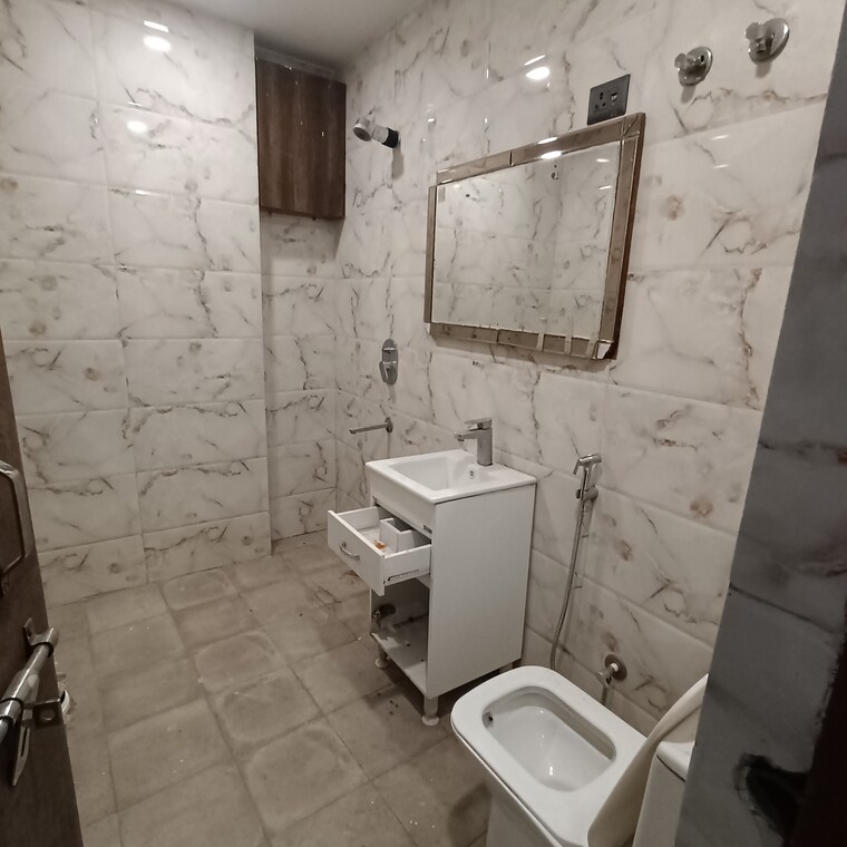 Master Bedroom, kalkaji 2 Bedroom 900 Sq.Ft. Builder Floor In Kalkaji Delhi 9376535