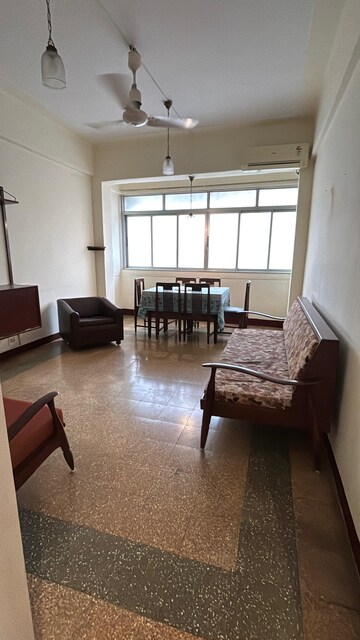2 BHK Apartment For Sale in Colaba