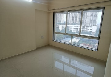Room in 2 BHK Apartment at Lotus Residency Goregaon West, Goregaon West – for Rent