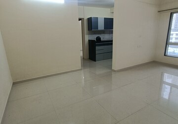 Room in 2 BHK Apartment at Lotus Residency Goregaon West, Goregaon West – for Rent