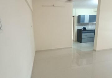 Room in 2 BHK Apartment at Lotus Residency Goregaon West, Goregaon West – for Rent